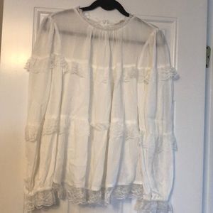 NWOT Vici white boho top. Size medium
